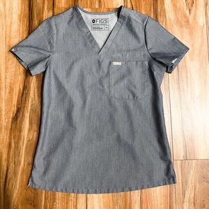 FIGS Catarina Women’s Scrub Top - XS